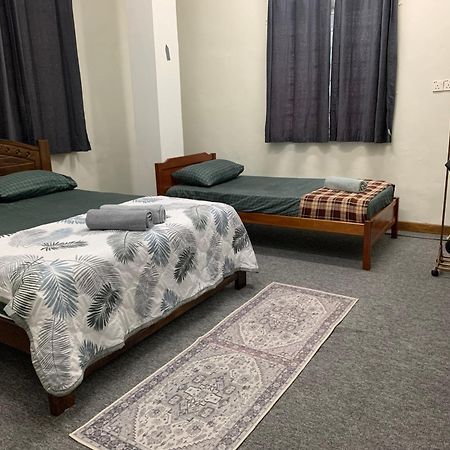 La Wood Homestay Kampung Kuala Besut Buitenkant foto